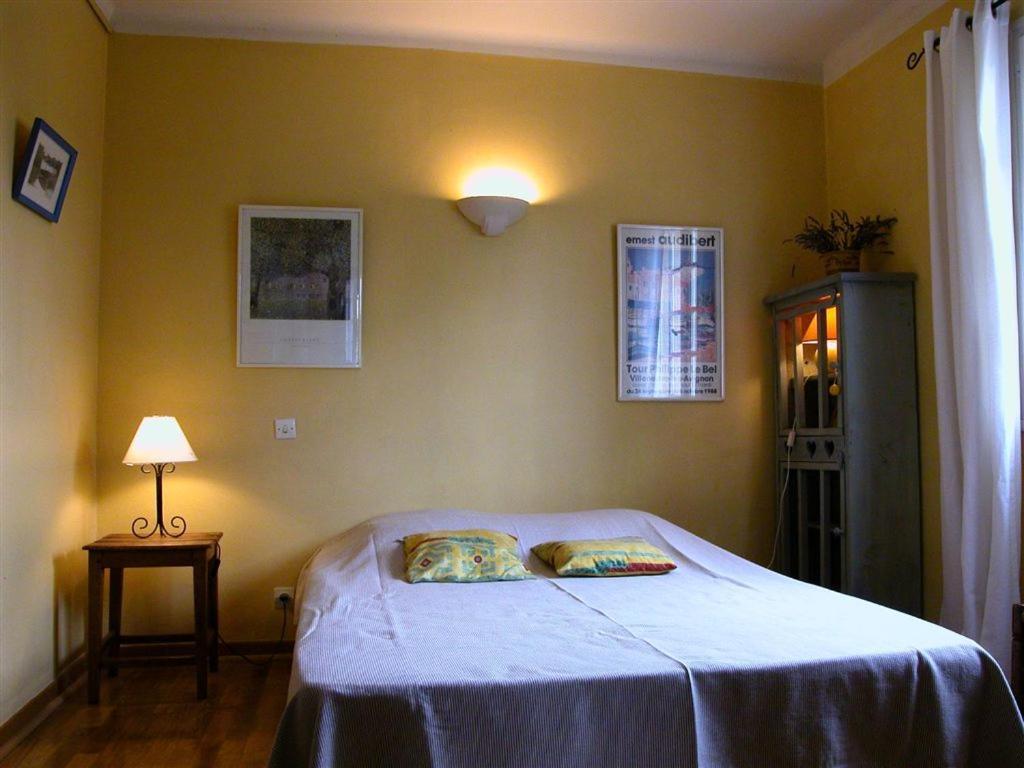 Chambres d'Hôtes Saint Vérédème Pujaut Esterno foto