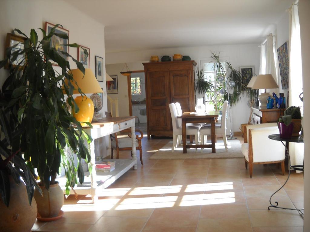 Chambres d'Hôtes Saint Vérédème Pujaut Esterno foto