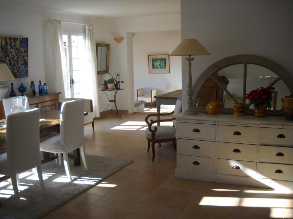 Chambres d'Hôtes Saint Vérédème Pujaut Esterno foto