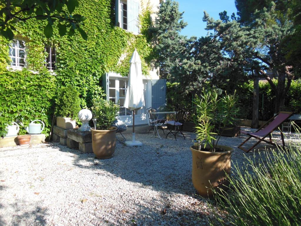 Chambres d'Hôtes Saint Vérédème Pujaut Esterno foto